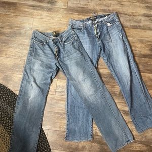 2 pair of lucky brand jeans,